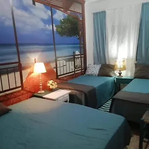 Can Pau Guesthouse Gasthuis